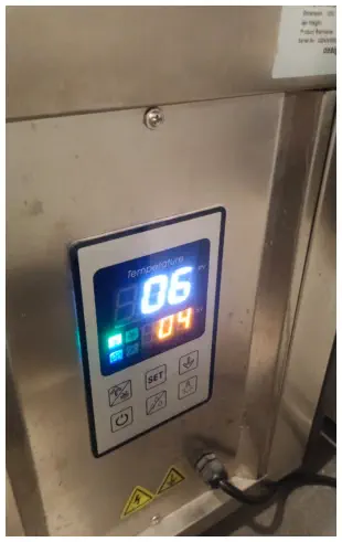 Digital refrigeration temperature display during testing