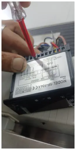 Refrigeration control board troubleshooting
